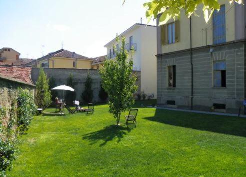 Hotel L'Ortodellerose à Alba  Extérieur photo